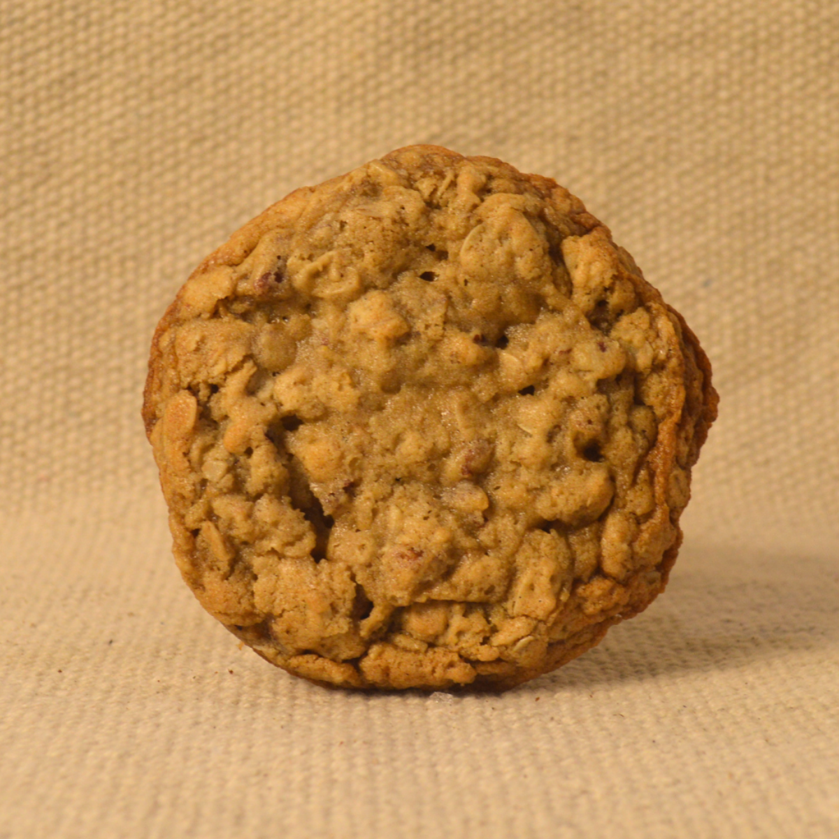 oatmeal pecan cookie