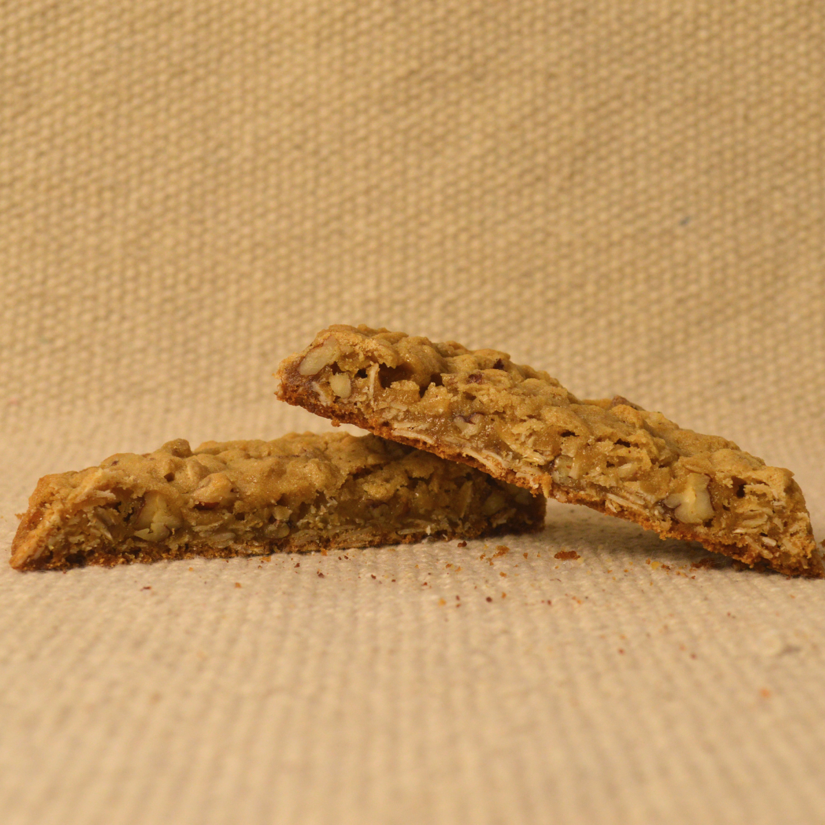 oatmeal pecan cookie