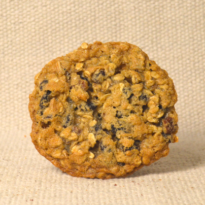 oatmeal raisin pecan cookie
