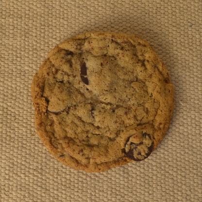 chocolate chip cookie